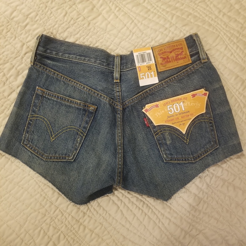 Levi Shorts